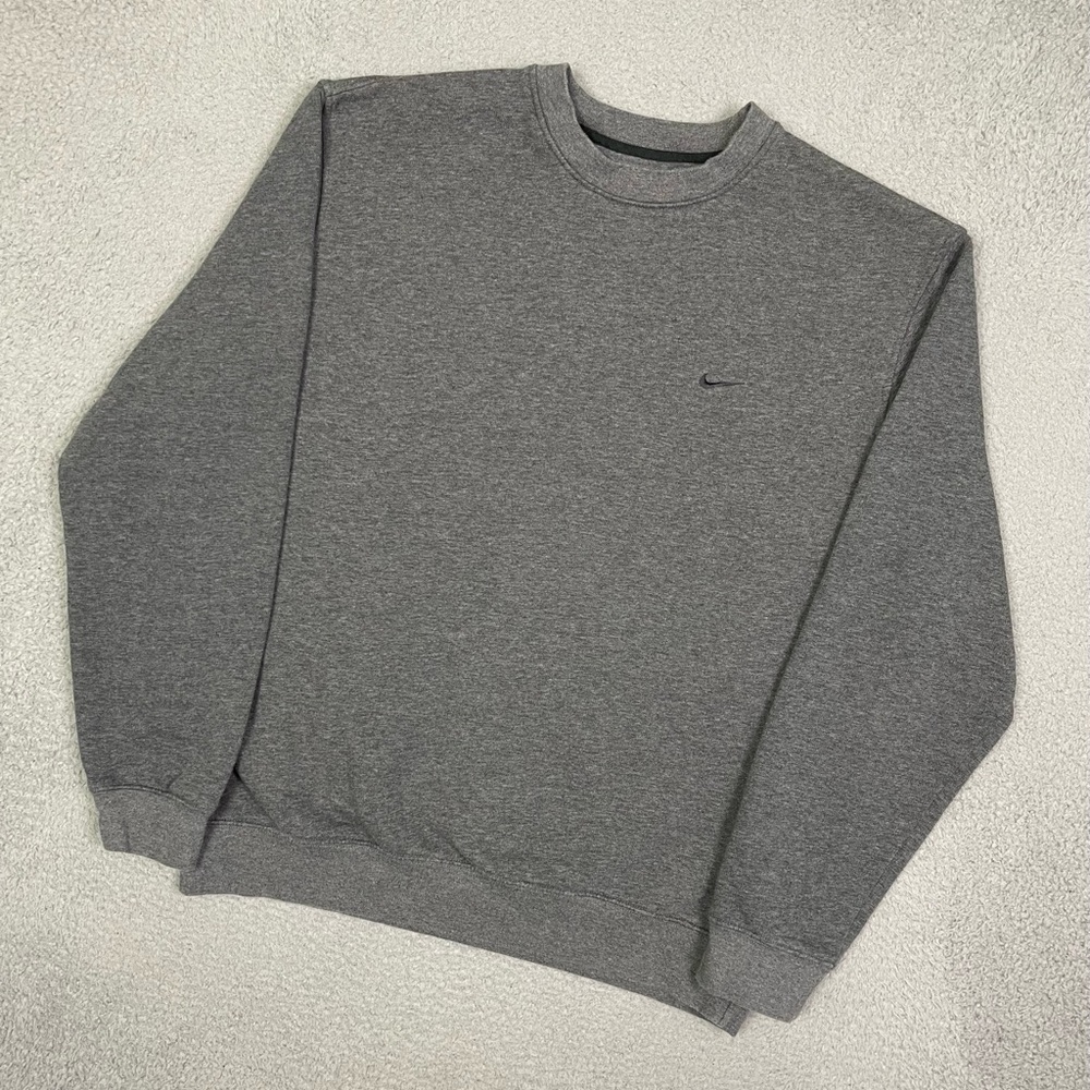 Vintage y2k Nike essential sweatshirt
